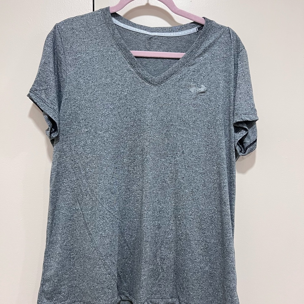 Women’s Workout Top Bundle - Picture 7 of 8